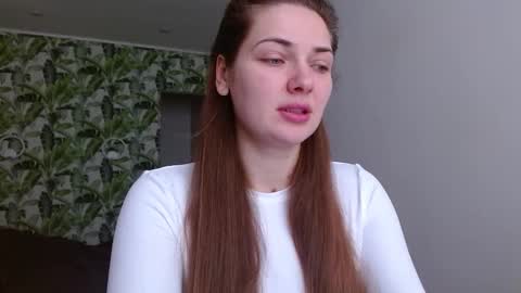 Olivia online show from February 15, 5:48 am