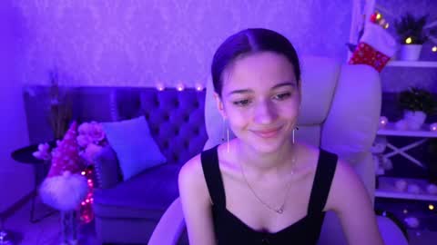 Snapshot of olivkablush chatting on December 31, 10:15 am Olivia online show from December 31, 10:15 am