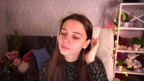 Snapshot of olivkablush chatting on January 9, 6:38 am Olivia online show from January 9, 6:38 am