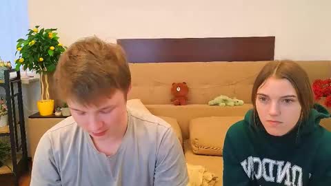 Olli and Stiw online show from February 8, 8:07 am