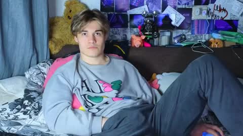 Tony online show from February 1, 8:47 pm