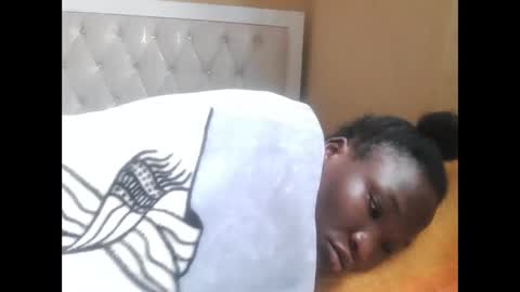 olwami4 online show from March 6, 6:43 am