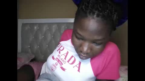 olwami4 online show from March 22, 2:04 am