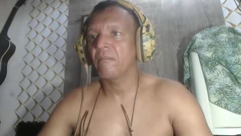 Snapshot of oly10022020 chatting on March 27, 10:59 am OlySantos online show from March 27, 10:59 am