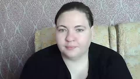 Snapshot of olyaandnetty chatting on June 18, 5:51 am OlyaAndNetty online show from June 18, 5:51 am