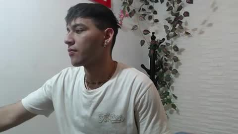 Snapshot of omar202612 chatting on July 15, 12:43 pm omar202612 online show from July 15, 12:43 pm
