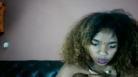 omegah05 online show from May 22, 7:19 pm