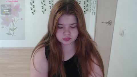  MellY  online show from May 30, 6:21 am