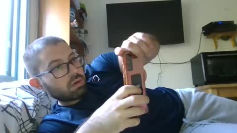 Snapshot of omri775ihoh chatting on January 1, 10:00 am omri775ihoh online show from January 1, 10:00 am