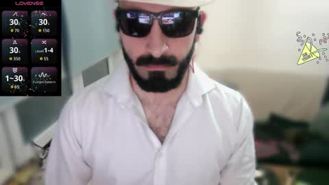 ona nisme online show from February 22, 5:11 pm