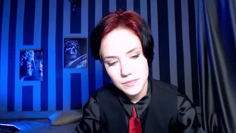 onaloon online show from September 25, 1:31 am