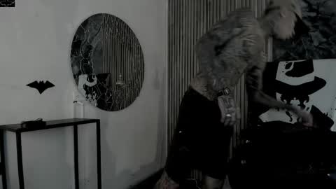     ... online show from December 15, 3:44 am