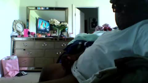 Snapshot of onedeepserious chatting on July 19, 2:54 pm onedeepserious online show from July 19, 2:54 pm