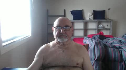 Onemoretime65 online show from March 26, 2:44 pm