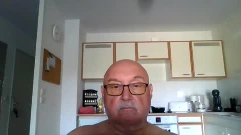 Onemoretimebis online show from June 25, 7:02 am