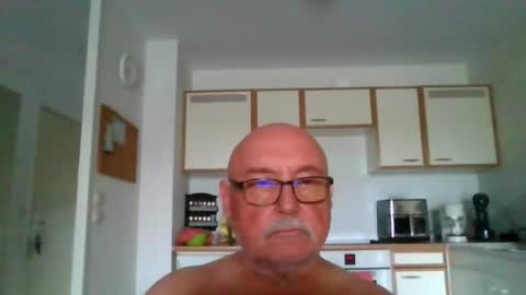 Onemoretimebis online show from July 16, 5:46 am