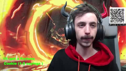 Snapshot of oni_hoshi chatting on December 4, 7:12 pm Oni hoshi online show from December 4, 7:12 pm