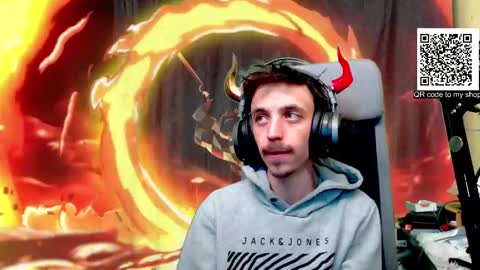 Snapshot of oni_hoshi chatting on March 11, 6:41 pm Oni hoshi online show from March 11, 6:41 pm