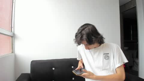 Snapshot of onion_knight420 chatting on April 25, 7:22 pm onion_knight420 online show from April 25, 7:22 pm