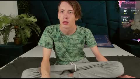 Erick  online show from February 21, 9:22 pm