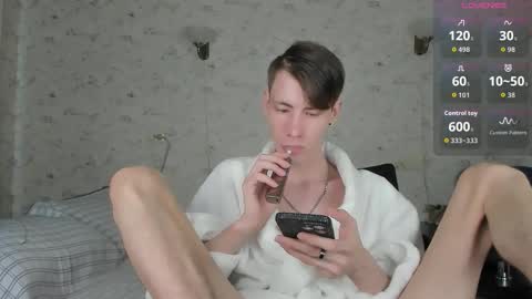 Erick  online show from March 13, 5:36 am