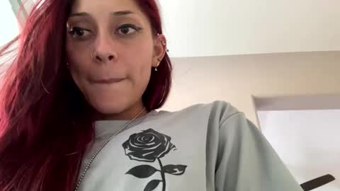 Snapshot of only_siren chatting on September 26, 11:09 pm Only siren online show from September 26, 11:09 pm