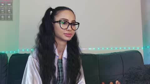 Xandra online show from December 7, 8:22 am