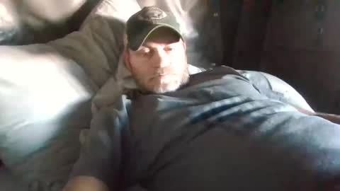 Snapshot of onthemove03 chatting on November 3, 9:16 pm onthemove03 online show from November 3, 9:16 pm