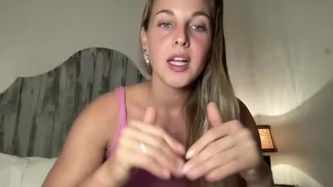 Snapshot of onyx_unleashed chatting on November 25, 1:05 am onyx_unleashed online show from November 25, 1:05 am