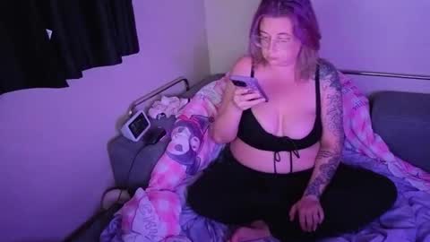 MISS ONYX online show from June 1, 3:19 am