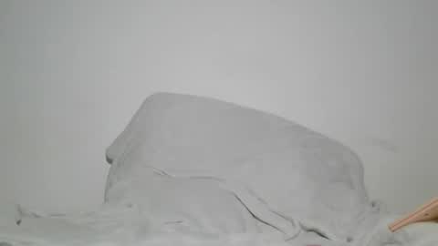 onzas_ online show from February 4, 1:33 am