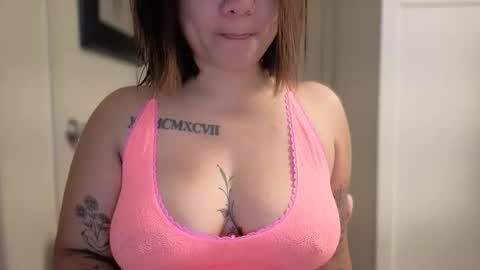 Miss Girly online show from April 12, 9:03 am