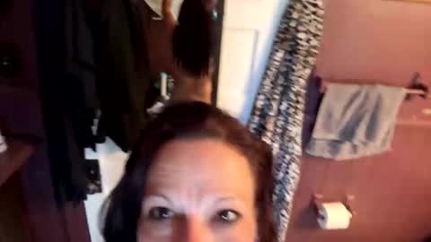Jolene online show from April 2, 3:20 pm