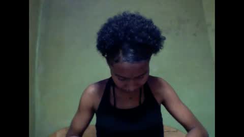 Snapshot of oolyette chatting on September 12, 11:43 am oolyette online show from September 12, 11:43 am