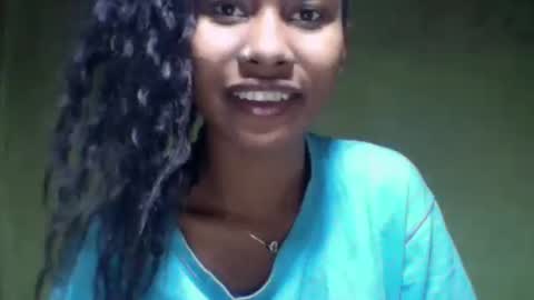 Snapshot of oolyette chatting on October 1, 7:25 am oolyette online show from October 1, 7:25 am