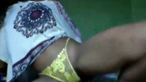 Snapshot of oolyette chatting on October 6, 6:27 pm oolyette online show from October 6, 6:27 pm