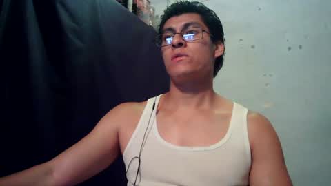 oomaurooo online show from August 9, 7:57 am