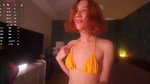Snapshot of oooooo_li chatting on July 11, 1:47 pm Olivia. online show from July 11, 1:47 pm