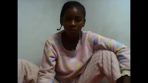 Snapshot of oooorazanasoa chatting on May 27, 5:26 am oooorazanasoa online show from May 27, 5:26 am