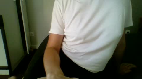 Snapshot of oops_katelyn chatting on July 14, 4:02 pm oops_katelyn online show from July 14, 4:02 pm