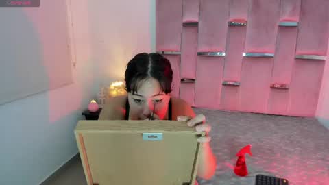 opal_dark1 online show from June 17, 7:15 pm
