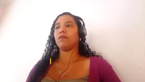 Snapshot of opaltisdale chatting on February 22, 4:49 pm Lidi online show from February 22, 4:49 pm