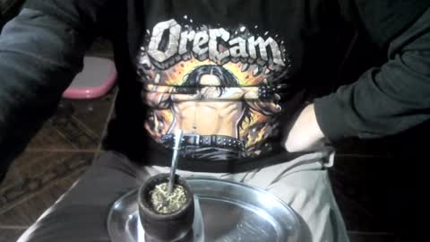 Snapshot of ore_cam chatting on June 27, 1:32 am Ore online show from June 27, 1:32 am