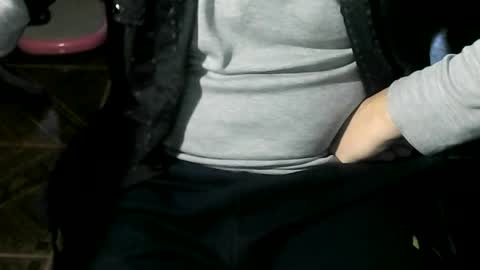 Snapshot of ore_cam chatting on August 1, 7:35 pm Ore online show from August 1, 7:35 pm