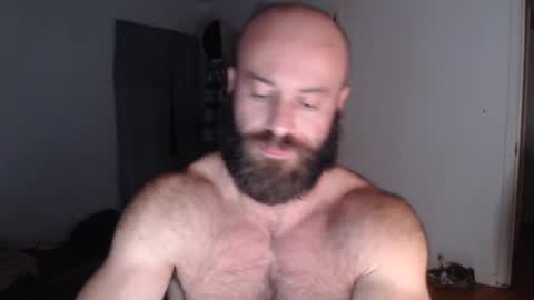 Snapshot of oregon87 chatting on December 8, 6:22 am The Oregon Lumberjack online show from December 8, 6:22 am