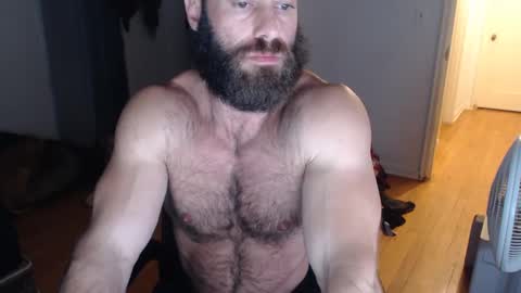 Snapshot of oregon87 chatting on December 19, 2:56 am The Oregon Lumberjack online show from December 19, 2:56 am