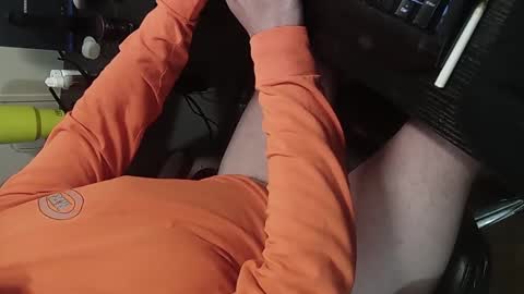 orgasmgiver9090 online show from December 21, 10:06 pm