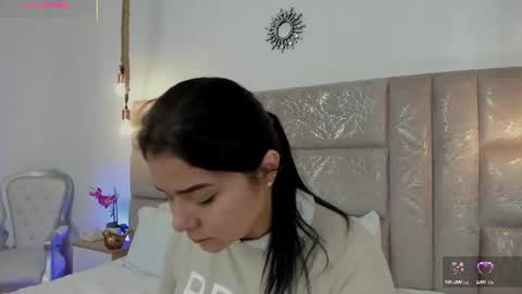 Miss Guzman  online show from August 5, 10:01 pm