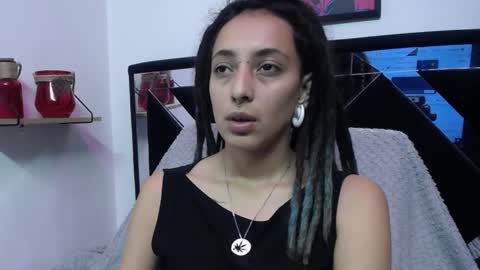 Snapshot of orianna_bodmod chatting on December 14, 11:50 am ORIANNA online show from December 14, 11:50 am