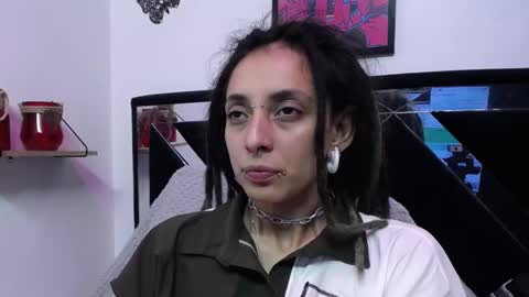 Snapshot of orianna_bodmod chatting on December 27, 6:03 am ORIANNA online show from December 27, 6:03 am